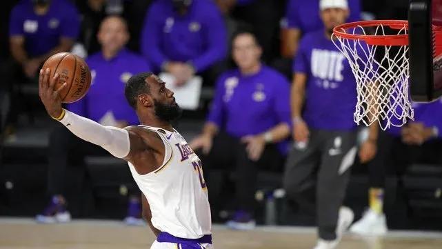  湖人不敌灰熊遭三连败，浓眉空砍38分17篮板  