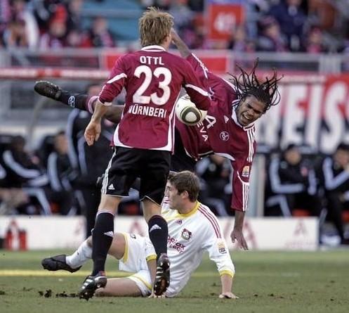  拜仁旧将反戈一击，助新东家爆冷击败老东家  