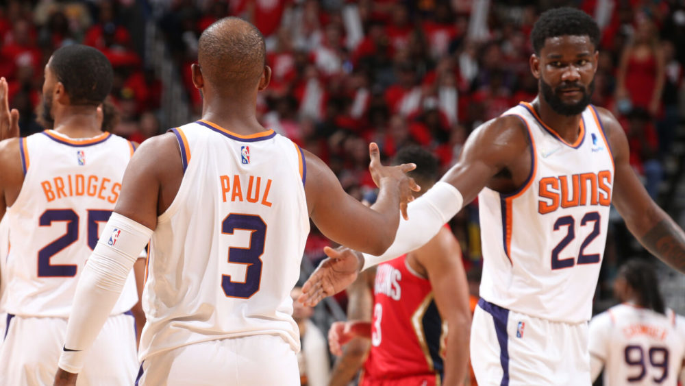  艾顿20+20太阳横扫马刺锁定季后赛